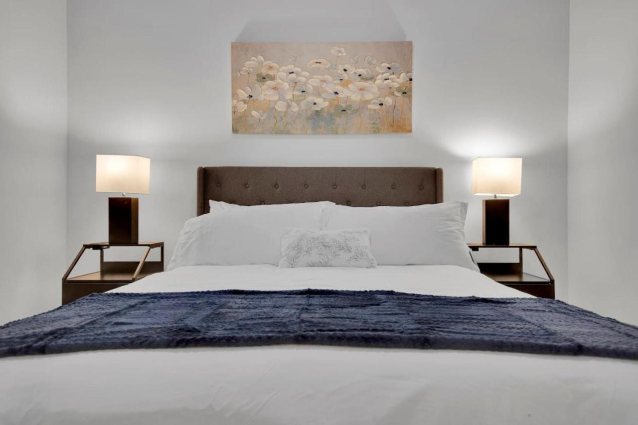 Rustic Meets Modern 2br 2ba Greenville